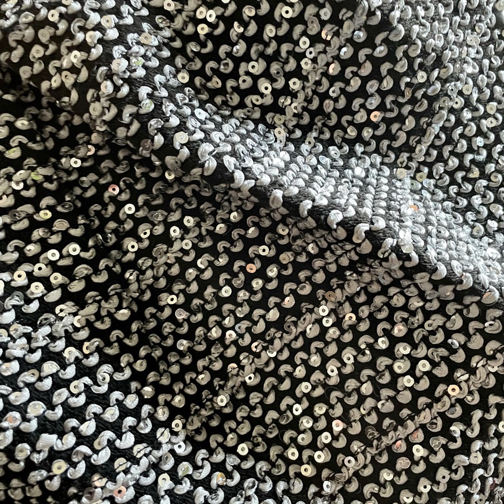 New! Designer skirt from Bloomingdale’s - Picture 9 of 9